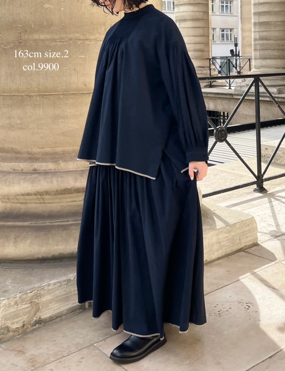 INMDS25722(シャツ) HANDWOVEN HEAVY COTTON PLAIN BACK OPENING STAND COLLAR SHIRT WITH MINI PINTUCK