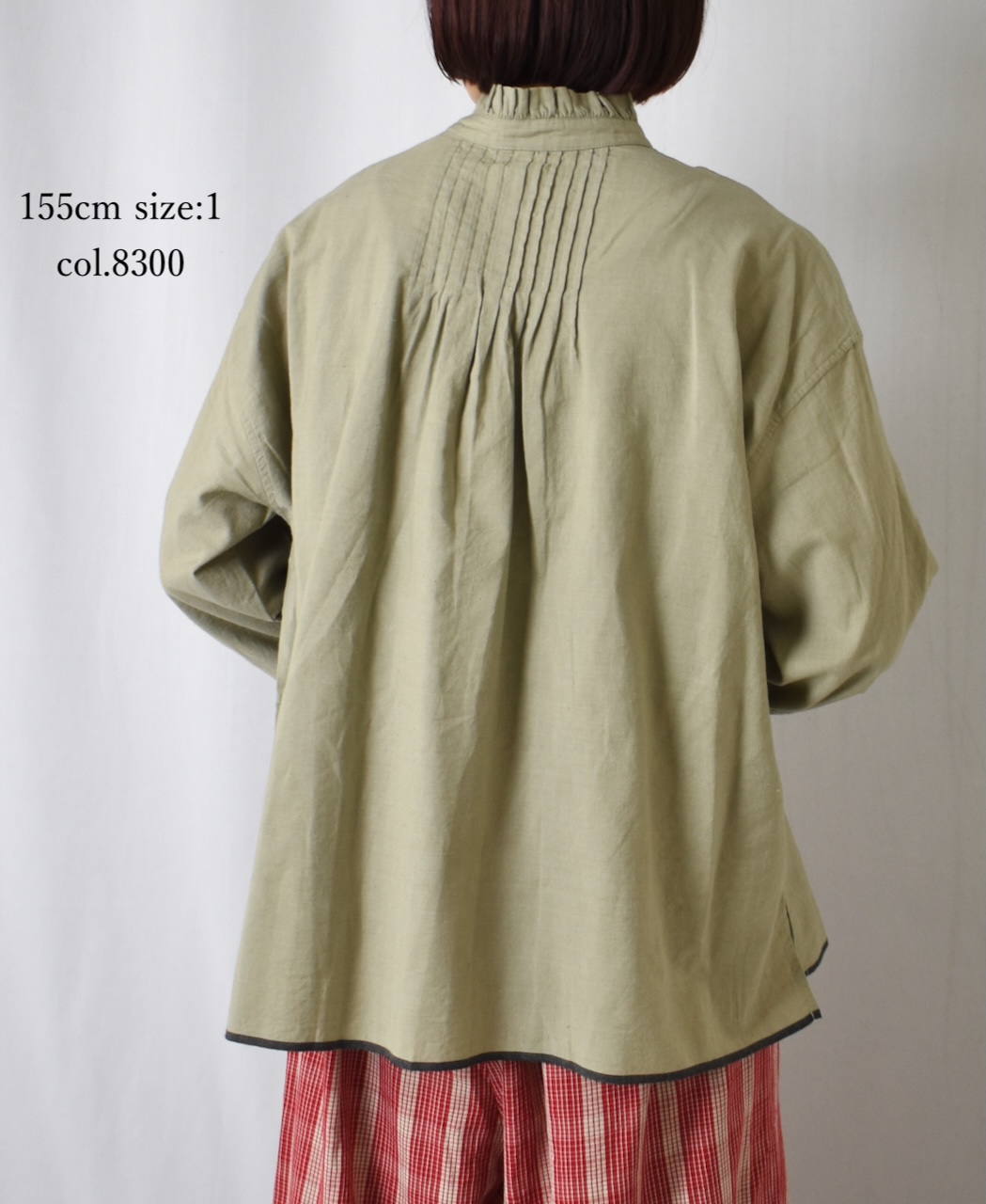 INMDS25721(シャツ) HANDWOVEN HEAVY COTTON PLAIN FRILL COLLAR BACK PINTUCK SHIRT
