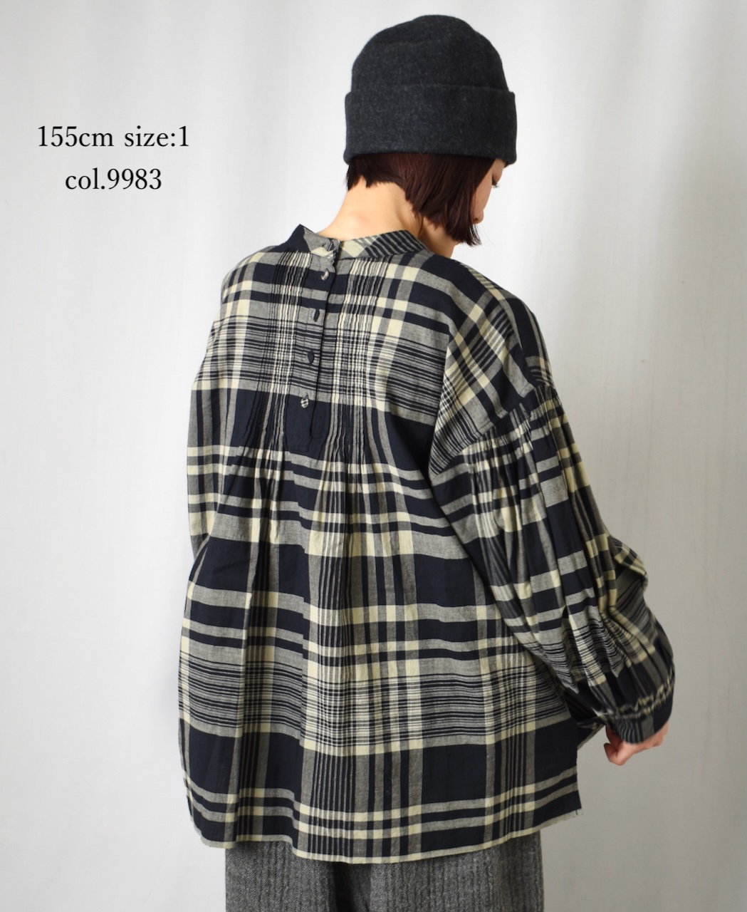 INMDS25732(シャツ) HANDWOVEN HEAVY COTTON CHECK BACK OPENING STAND COLLAR SHIRT WITH MINI PINTUCK