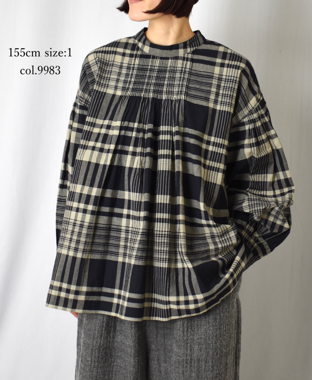 INMDS25732(シャツ) HANDWOVEN HEAVY COTTON CHECK BACK OPENING STAND COLLAR SHIRT WITH MINI PINTUCK
