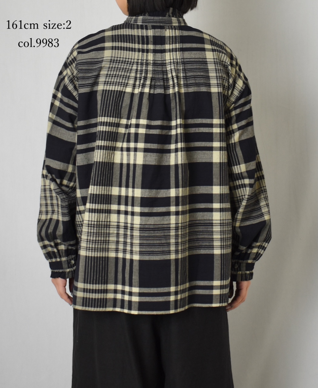 INMDS25731(シャツ) HANDWOVEN HEAVY COTTON CHECK FRILL COLLAR BACK PINTUCK SHIRT