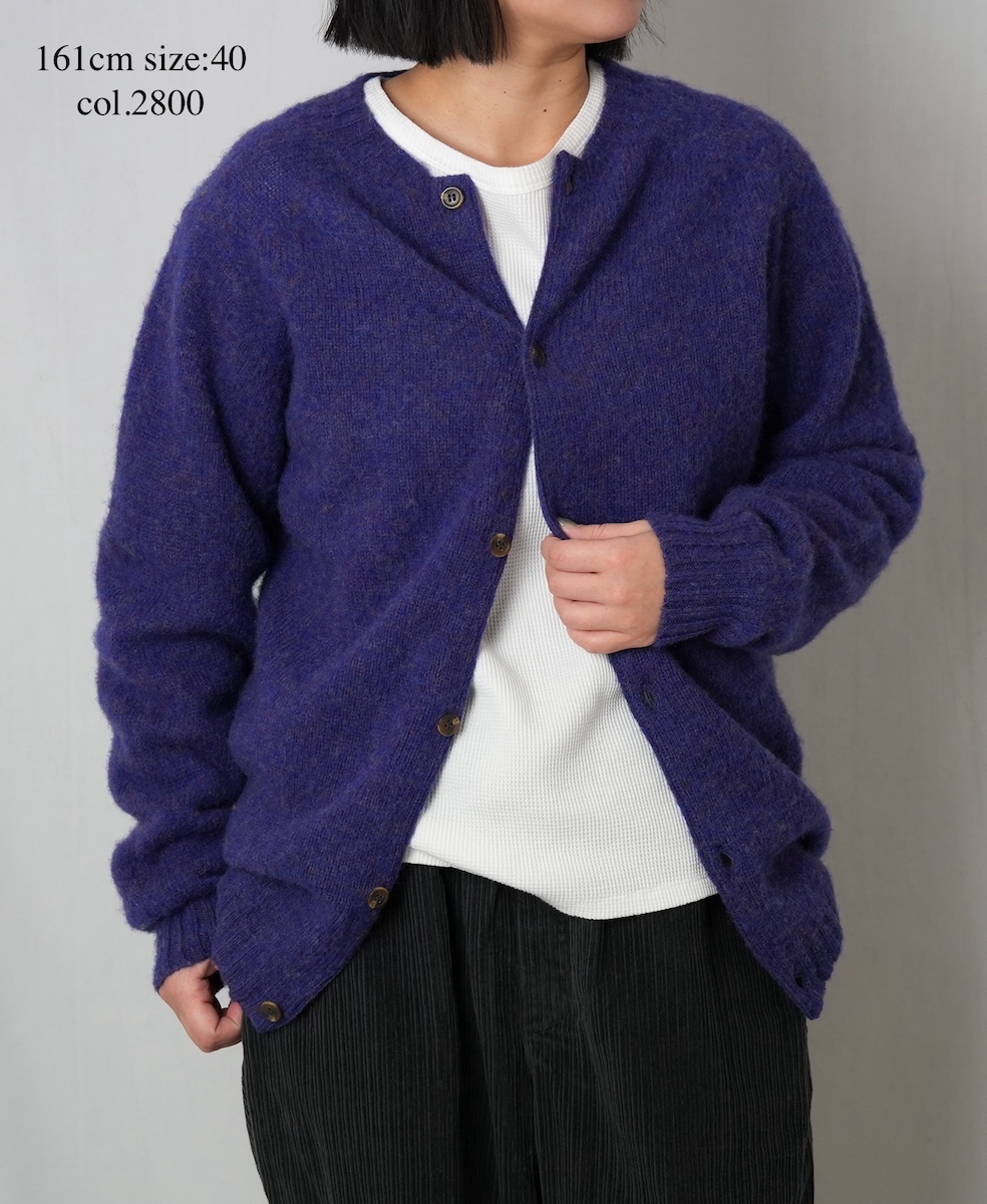 NJT2351 (ニット) SHETLAND WOOL PLAIN HEAVY BRUSH SEAM FREE CREW NECK SADDLE SHOULDER CARDIGAN