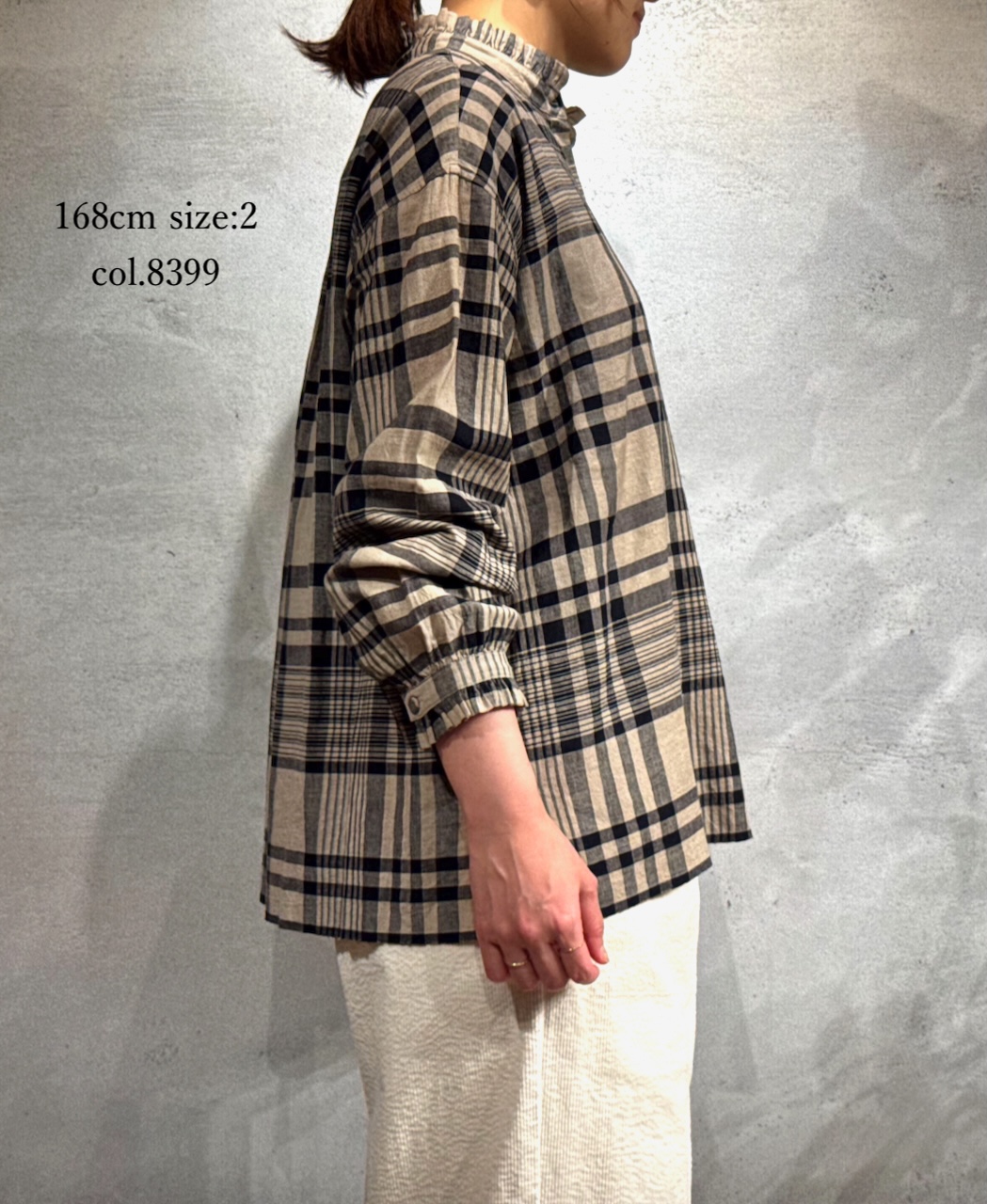 INMDS25731(シャツ) HANDWOVEN HEAVY COTTON CHECK FRILL COLLAR BACK PINTUCK SHIRT