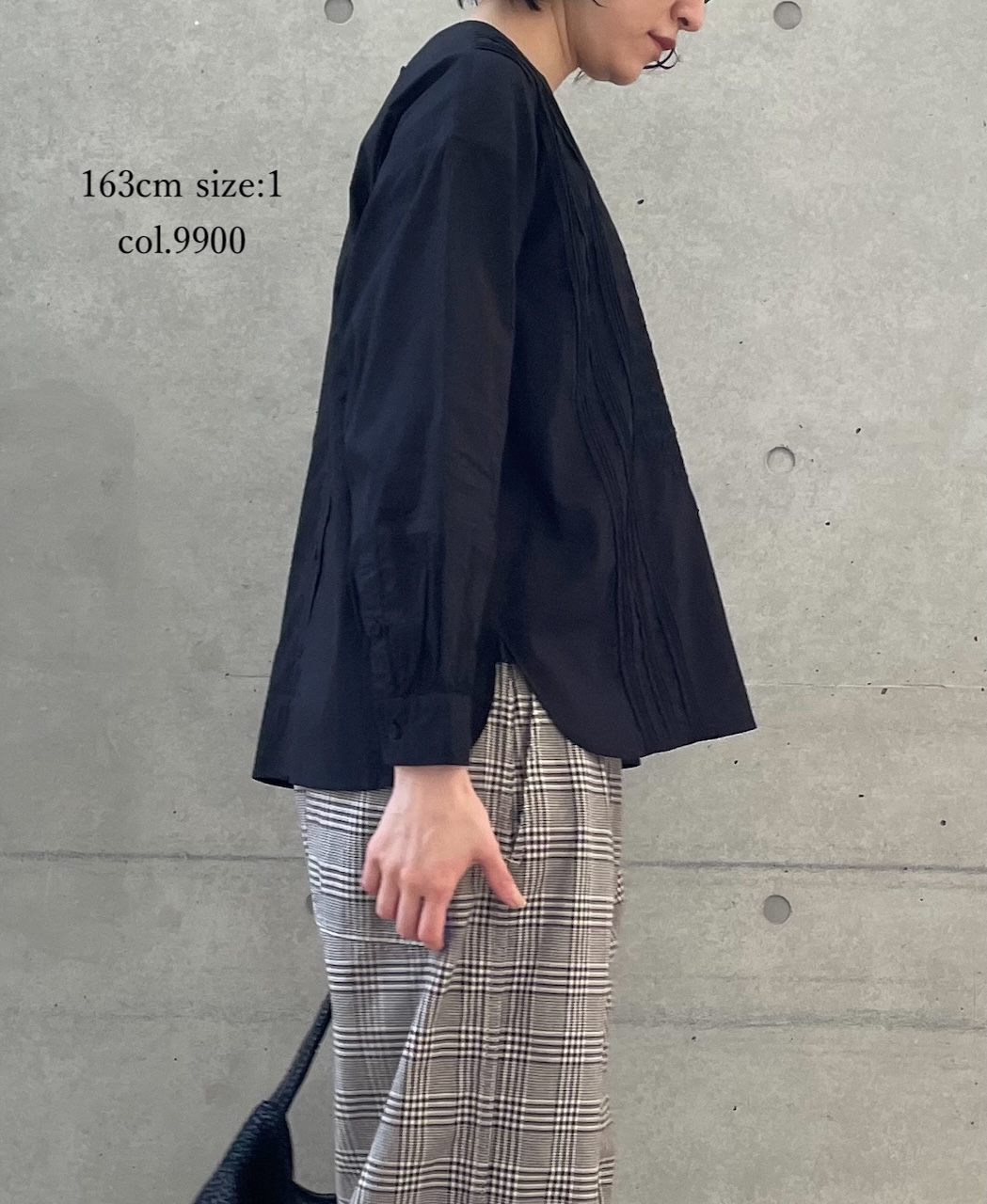 ●NMDS25533(シャツ) 60s ORGANIC CAMBRIC BACK OPENING CREW-NECK PINTUCK&EMB SHIRT