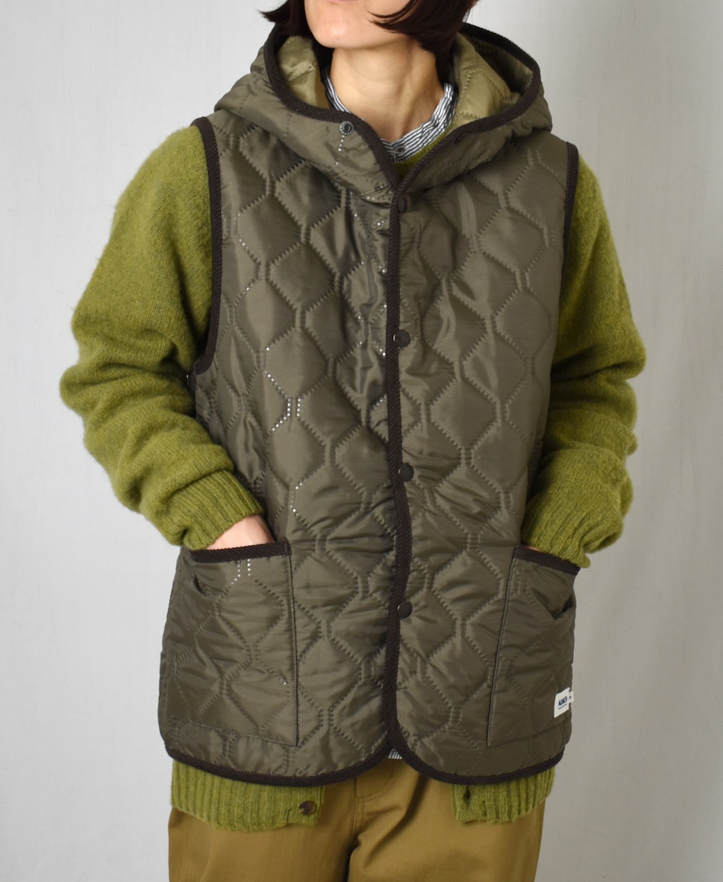 NAM2351PP (ベスト) POLY×POLY HEAT QUILT HOODED VEST