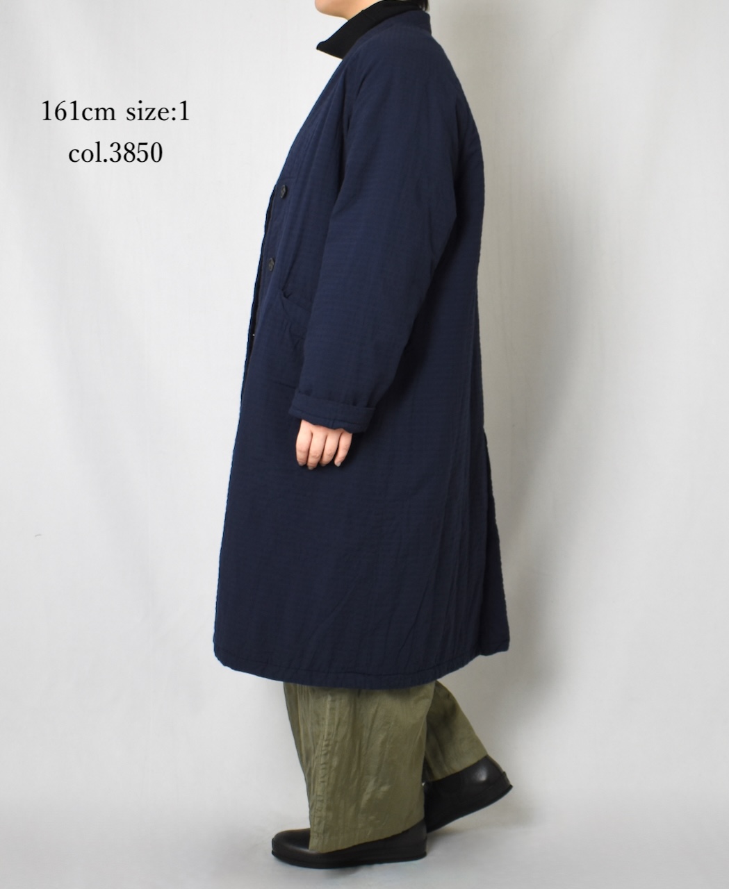 NMDS25561D(コート) PADDED ORGANIC COTTON CHECK (OVER DYE) V-COLLAR COAT