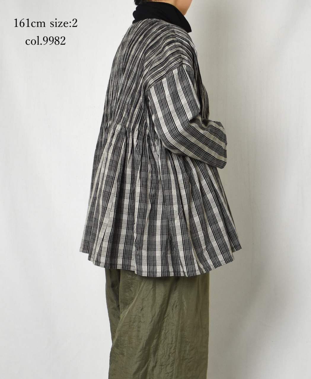 NMDS25592(シャツ) WOOL COTTON CHECK CREW-NECK BUTTON SHIRT WITH PINTUCK