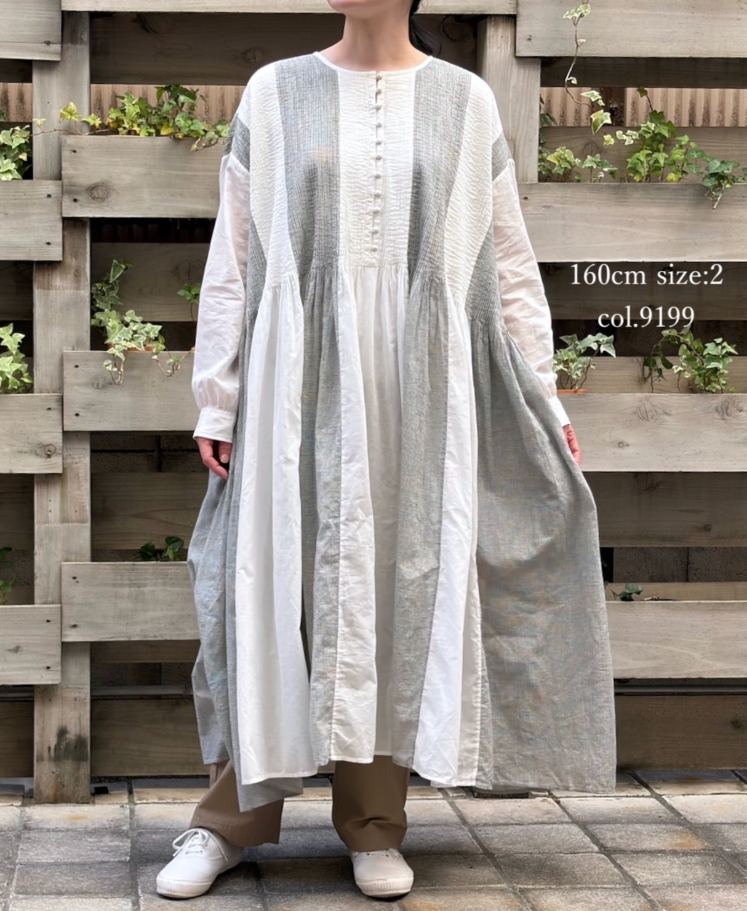 ●INMDS26112W(ワンピース) HANDWOVEN COTTON SINGLE CHECK PATCHWORK(WASHED) BALL BUTTON SHIRTS DRESS WITH MINI PINTUCK