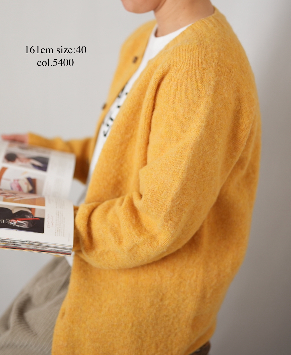 NJT2351 (ニット) SHETLAND WOOL PLAIN HEAVY BRUSH SEAM FREE CREW NECK SADDLE SHOULDER CARDIGAN