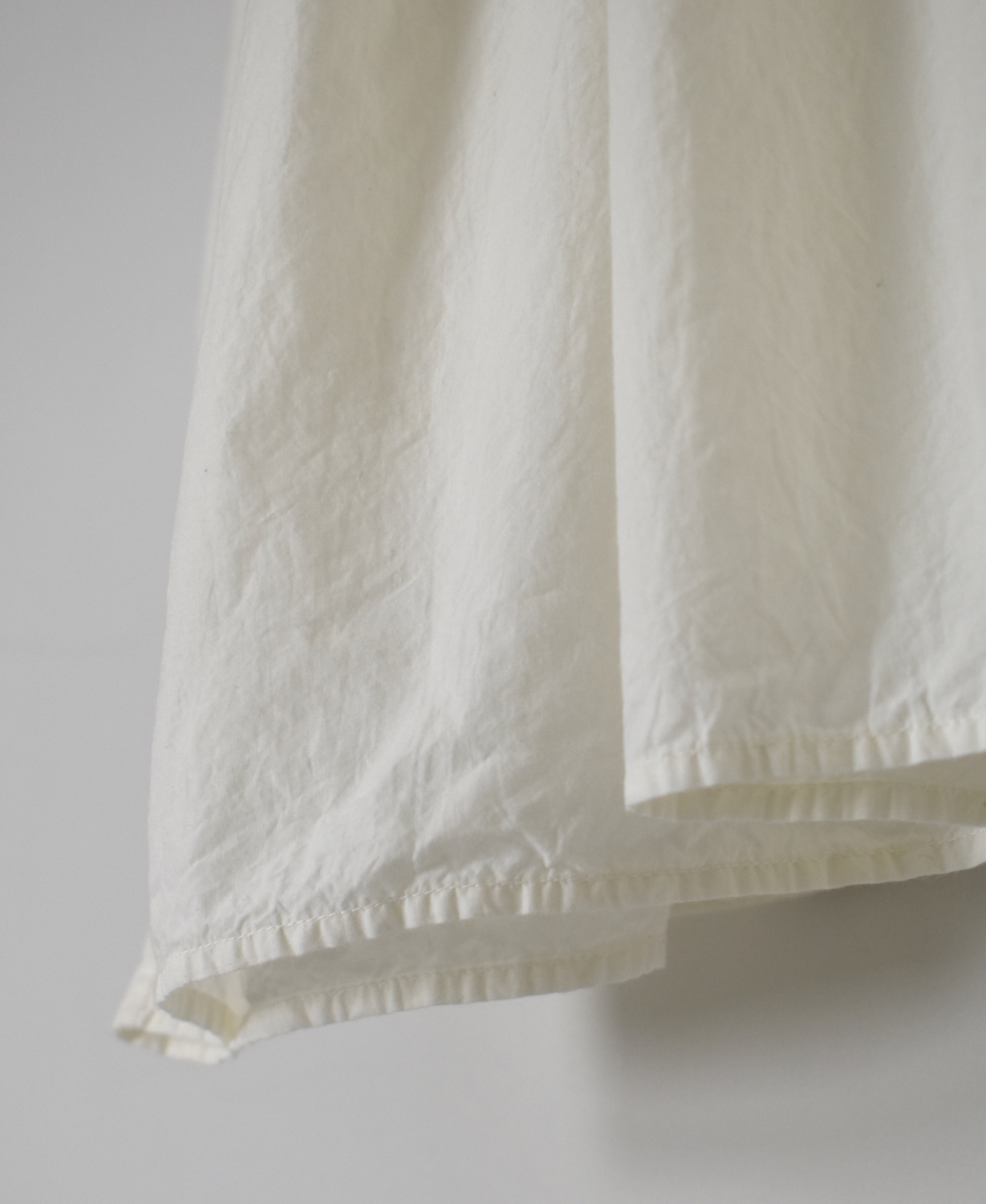 ●NMDS25911D(シャツ) 60s ORGANIC POPLIN PLAIN REGULAR COLLAR RAJASTHAN GATHERED SHIRT