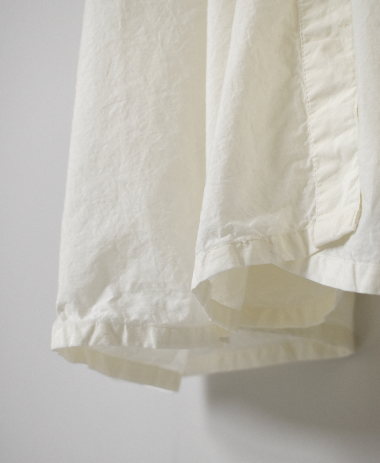 ●NMDS25912D(ワンピース) 60s ORGANIC POPLIN PLAIN REGULAR COLLAR DRESS WITH RAJASTHAN GATHER