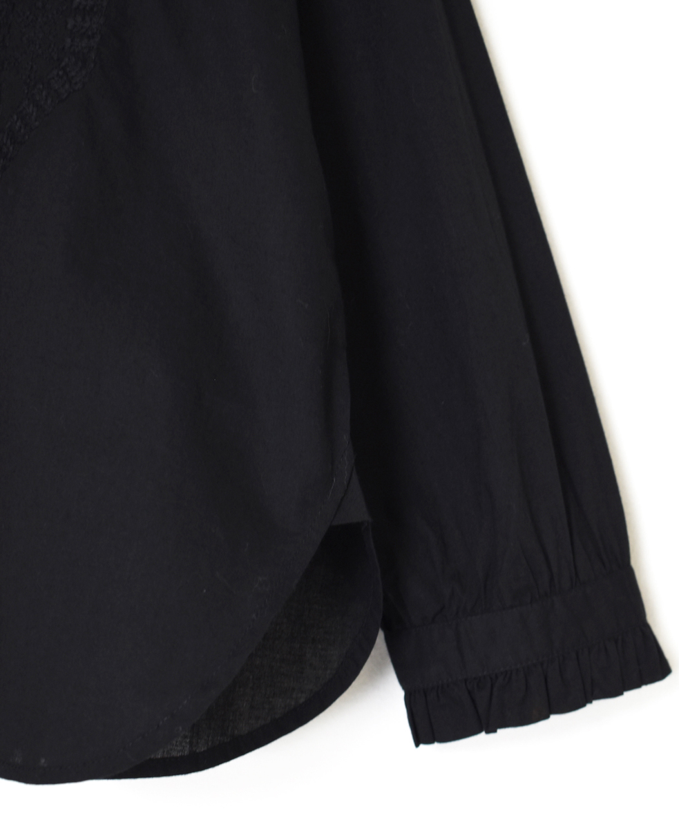 NMDS25531(シャツ) 60s ORGANIC CAMBRIC WITH EMB FRILL COLLAR EMB SHIRT