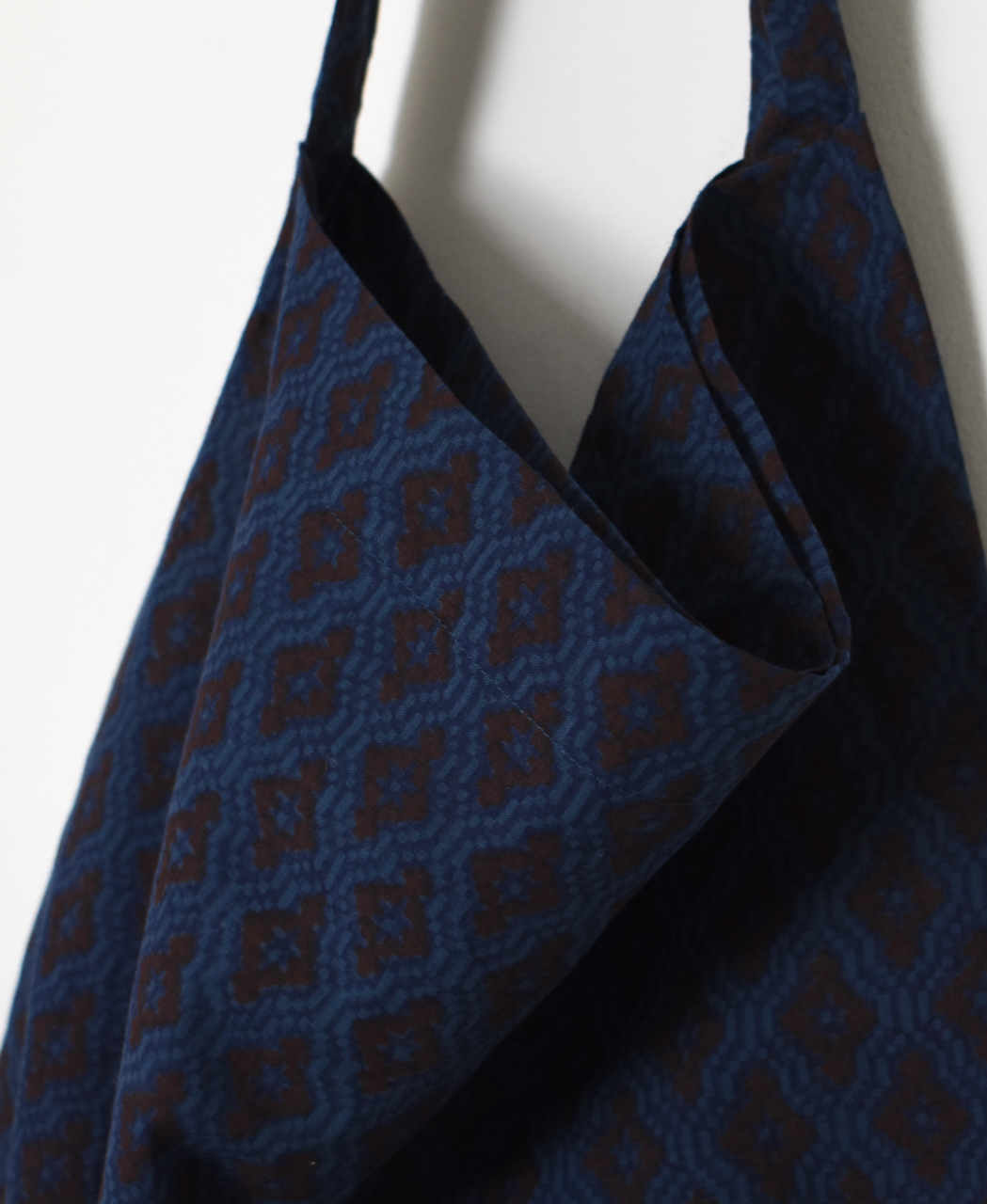 ●ZMD0407(バッグ) ECO BAG BLOCK PRINT