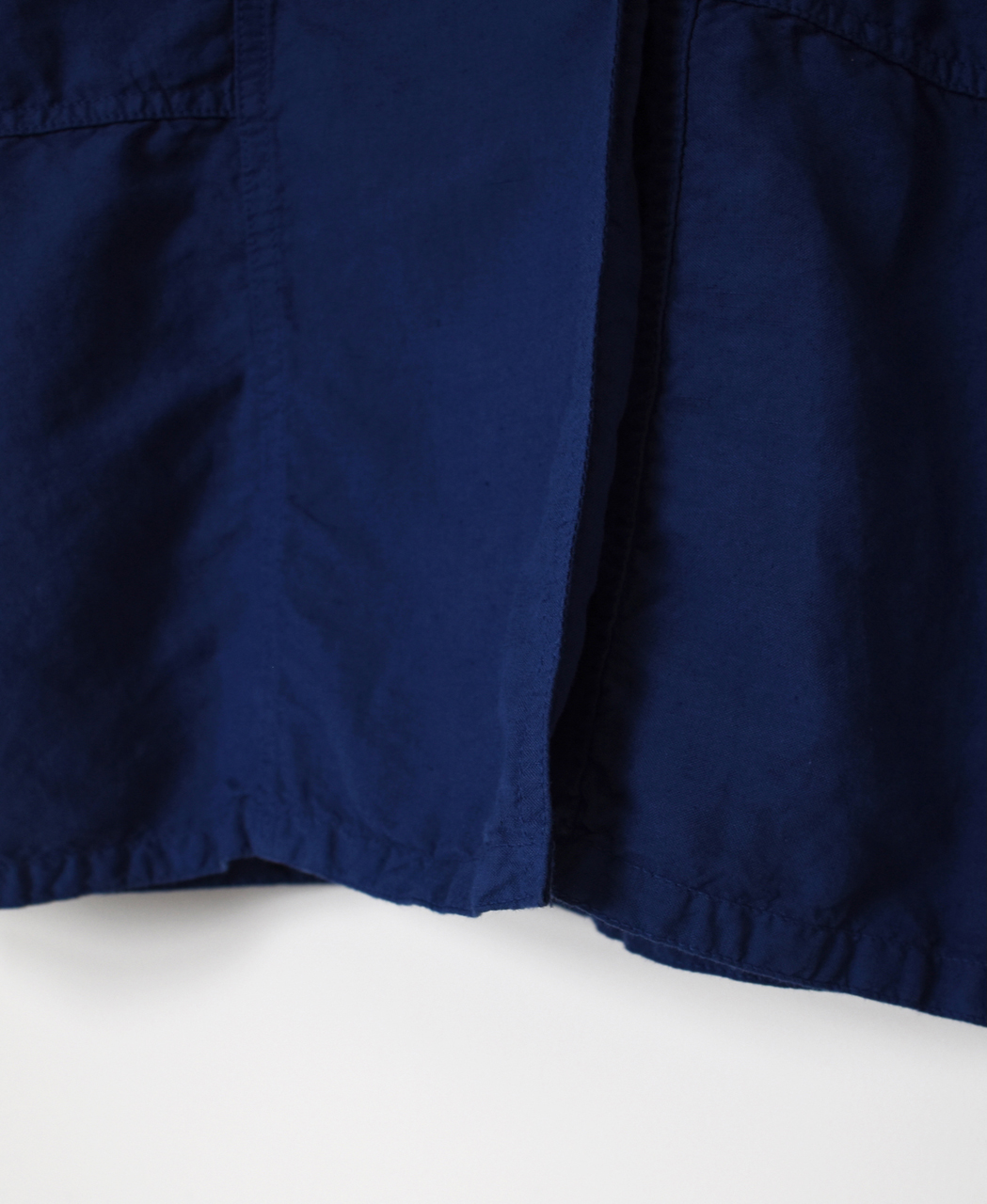 ISNAM2602D(ロングジャケット) LINEN COTTON PLAIN OVERDYE ROUND COLLAR DOUBLE LONG JACKET