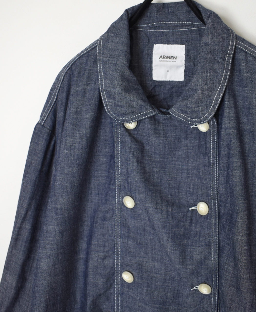 ISNAM2602CB(ロングジャケット) NAVY(INDIGO) CHAMBRAY ROUND COLLAR DOUBLE LONG JACKET