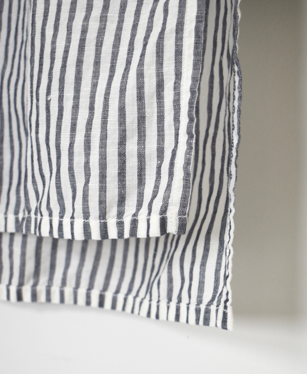 ISNAM2605S(シャツ) LINEN COTTON STRIPE WORK GATHERED SHIRT