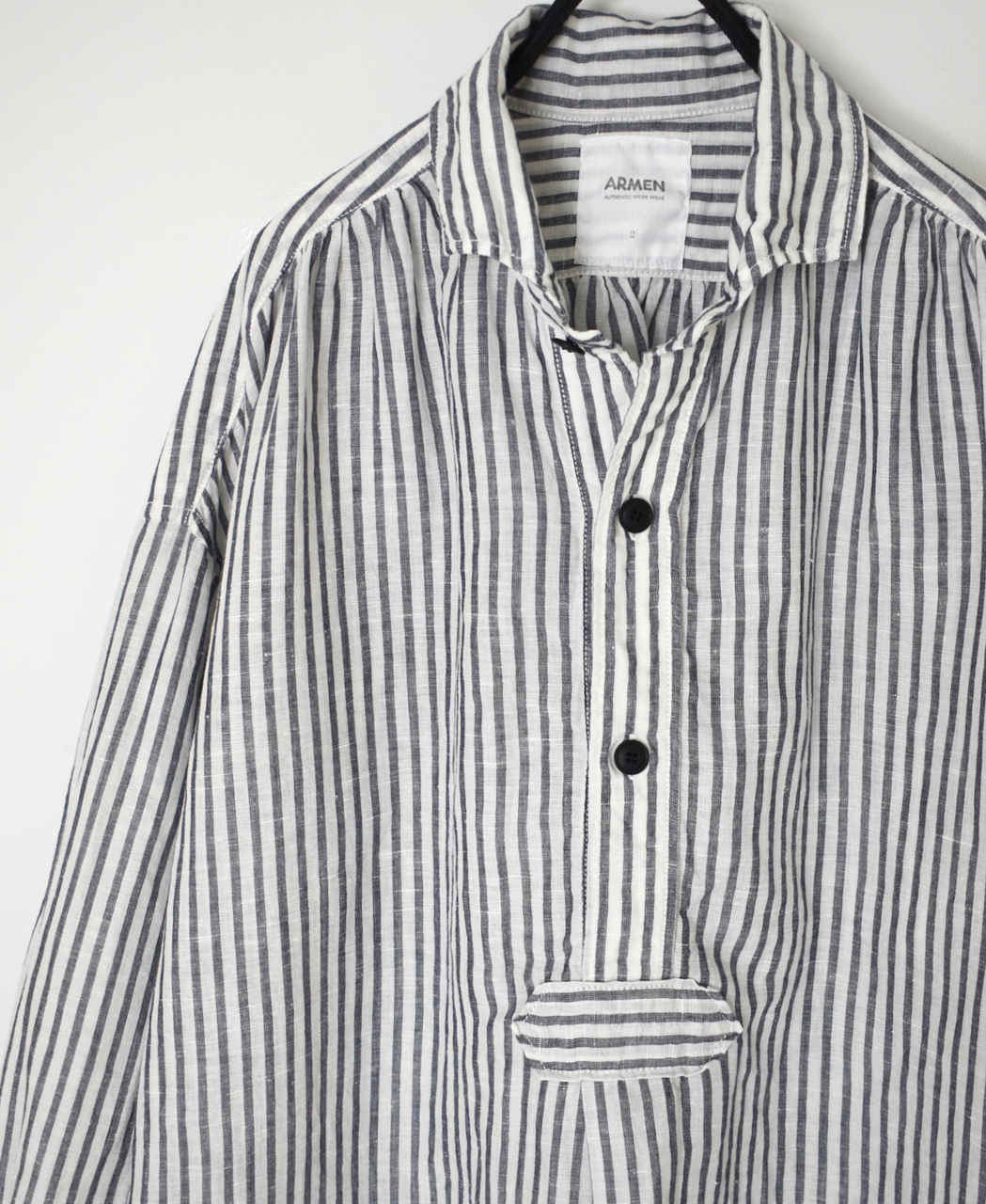 ISNAM2605S(シャツ) LINEN COTTON STRIPE WORK GATHERED SHIRT