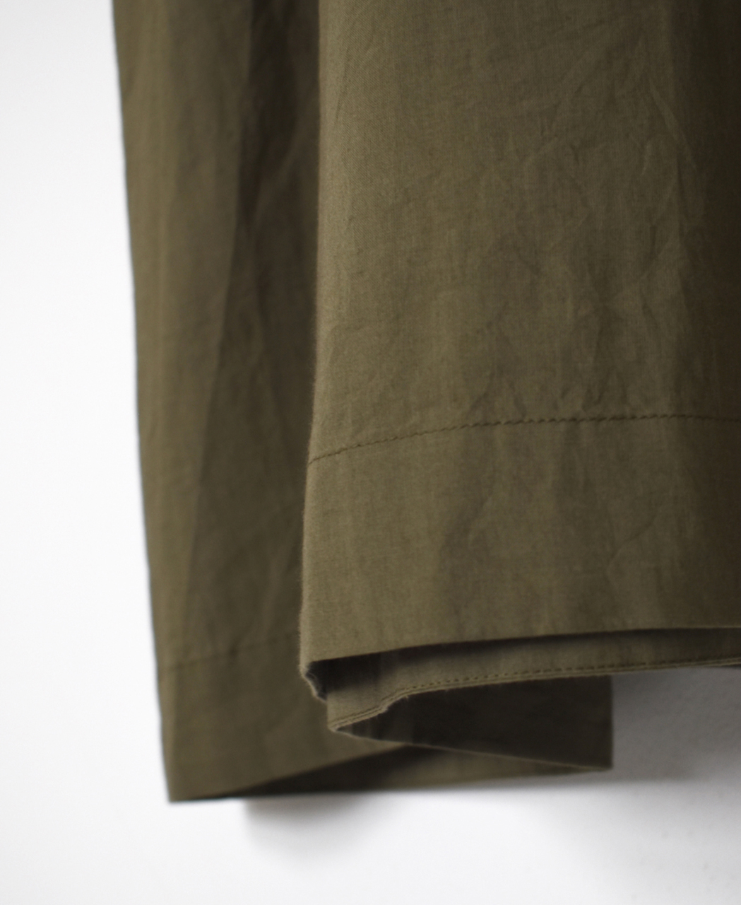 NSL26003(ワンピース) 60s CAMBRIC PLAIN CREW-NECK BACK SIDE GATHERED DRESS