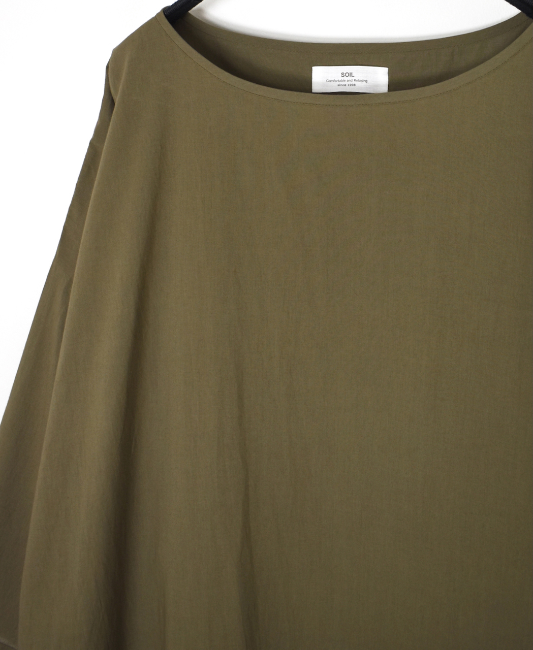 NSL26003(ワンピース) 60s CAMBRIC PLAIN CREW-NECK BACK SIDE GATHERED DRESS