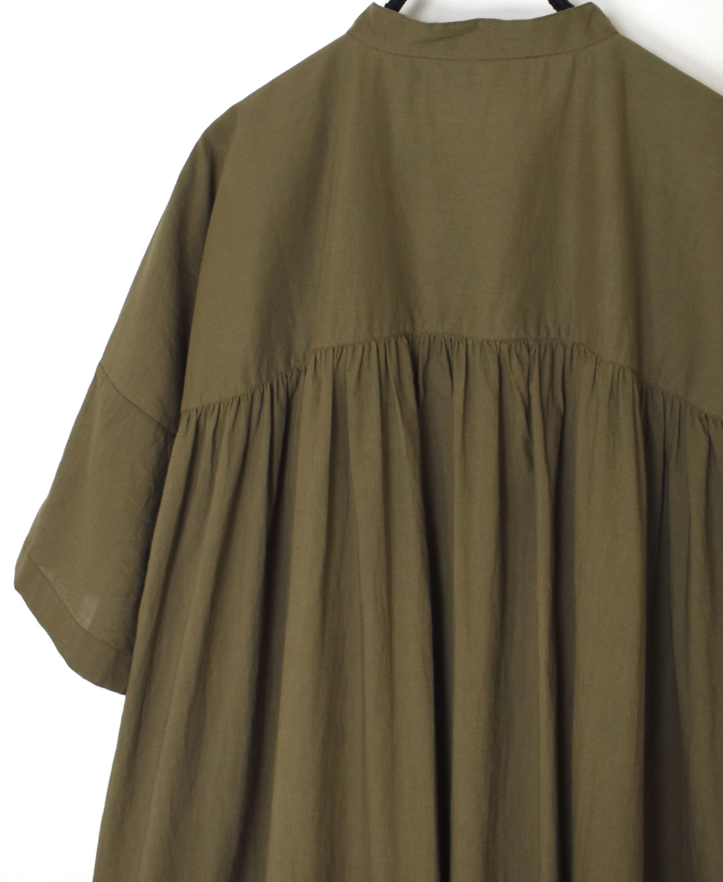 NSL26004(ワンピース) 60s CAMBRIC PLAIN BANDED COLLAR BACK SIDE GATHERED DRESS