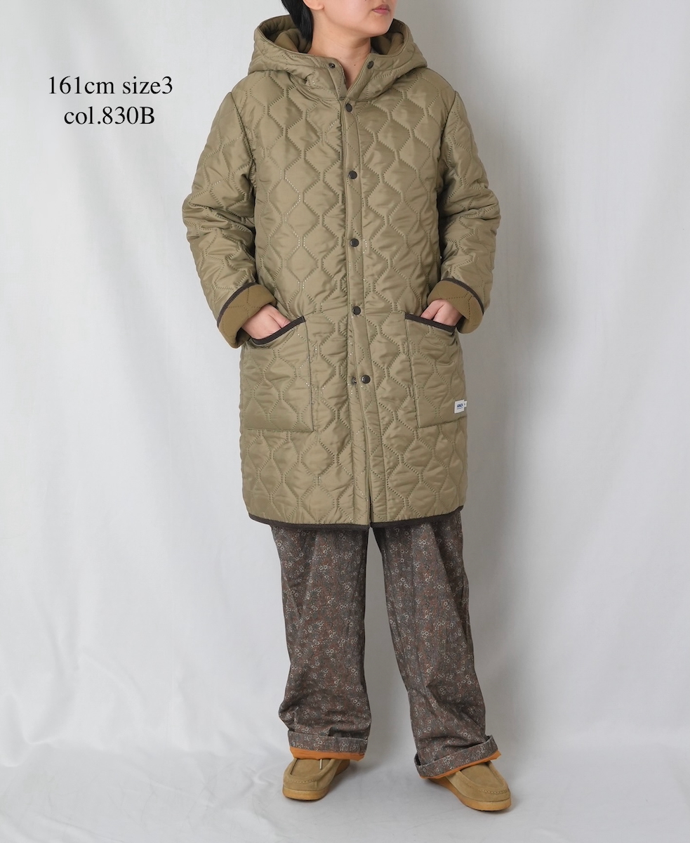 NAM2554(コート) PLAIN POLYESTER×FREECE HEAT QUILT REVERSIBLE HIGH COLLAR HOODED COAT
