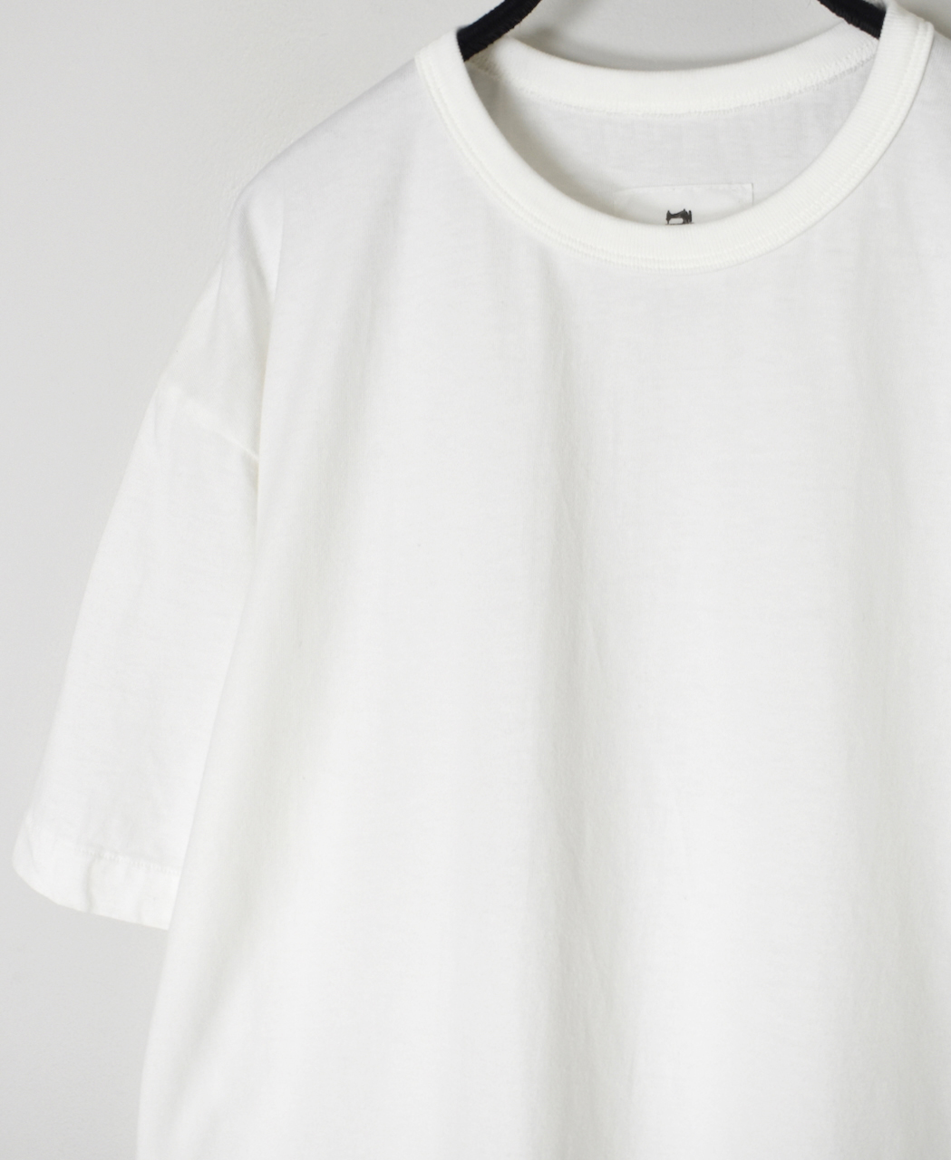 ANHT2601(Tシャツ) CREW NECK T-SHIRT