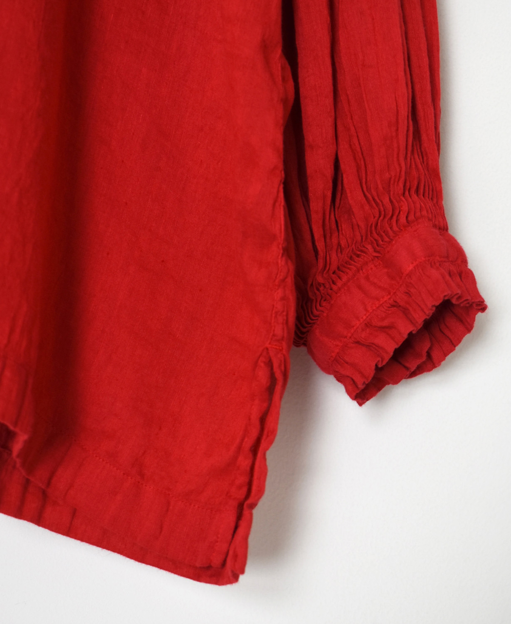 INMDS25011D(シャツ) 60s AUTO LOOM LINEN/COTTON PLAIN(OVERDYE) FRILL COLLAR SHIRTS WITH MINI PINTUCK