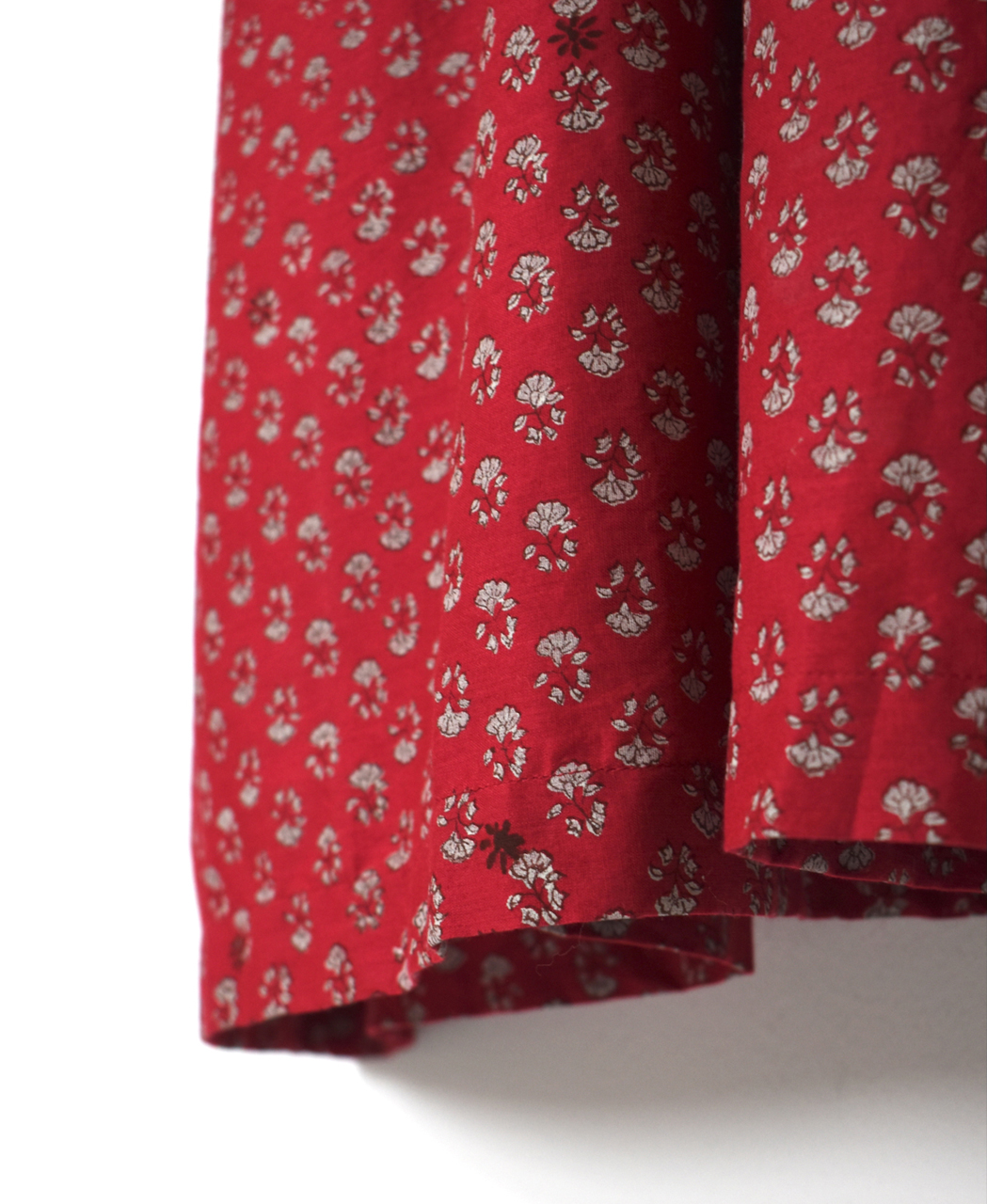 NMDS26253(ワンピース) 80s VOILE SMALL GENTIANA BLOCK PRINT BACK OPENING PULLOVER DRESS WITH MINI PINTUCK