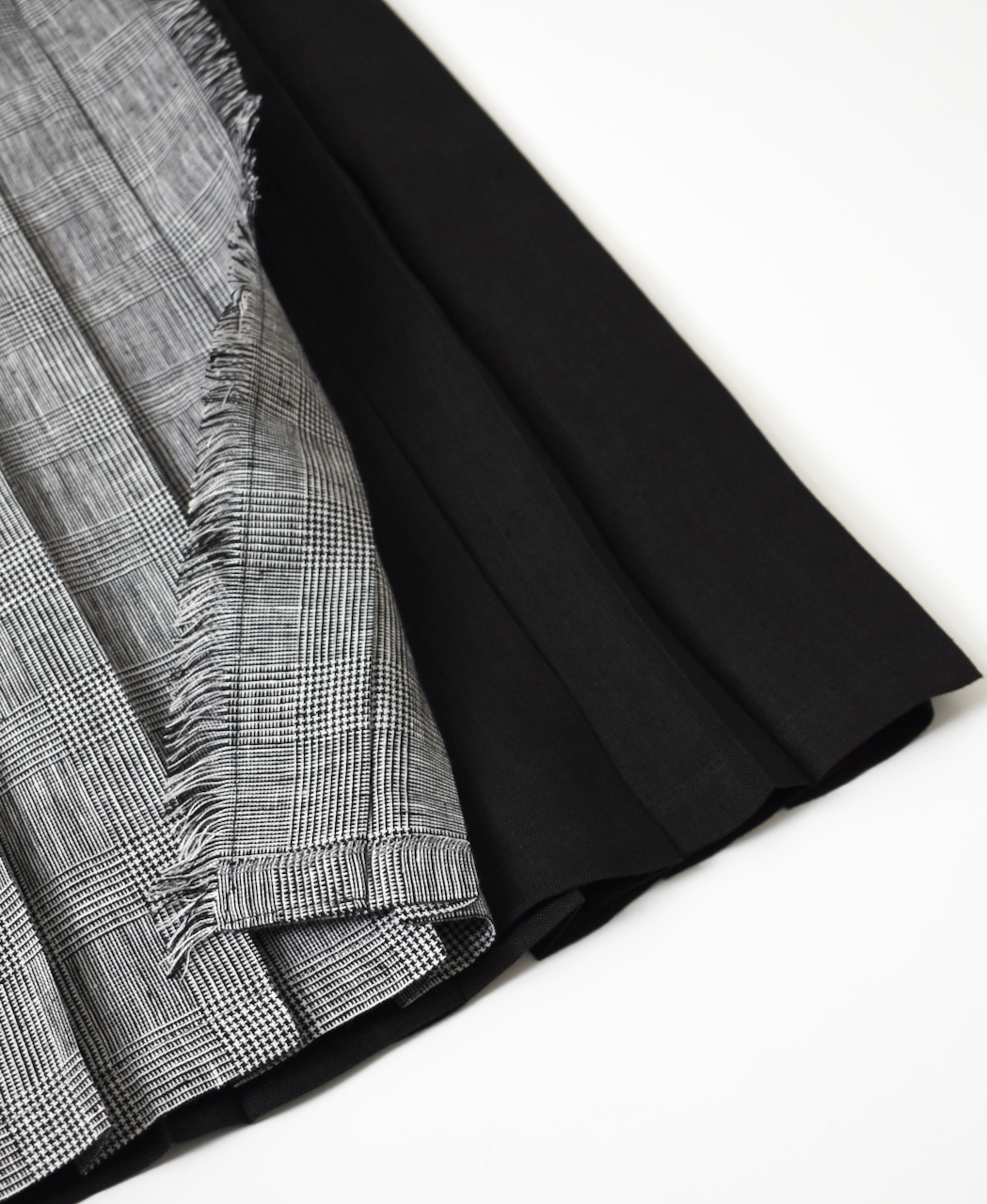 NOD2501PW(スカート) IRISH LINEN PATCHWORK LOW WAIST PLEATS WRAP SKIRT