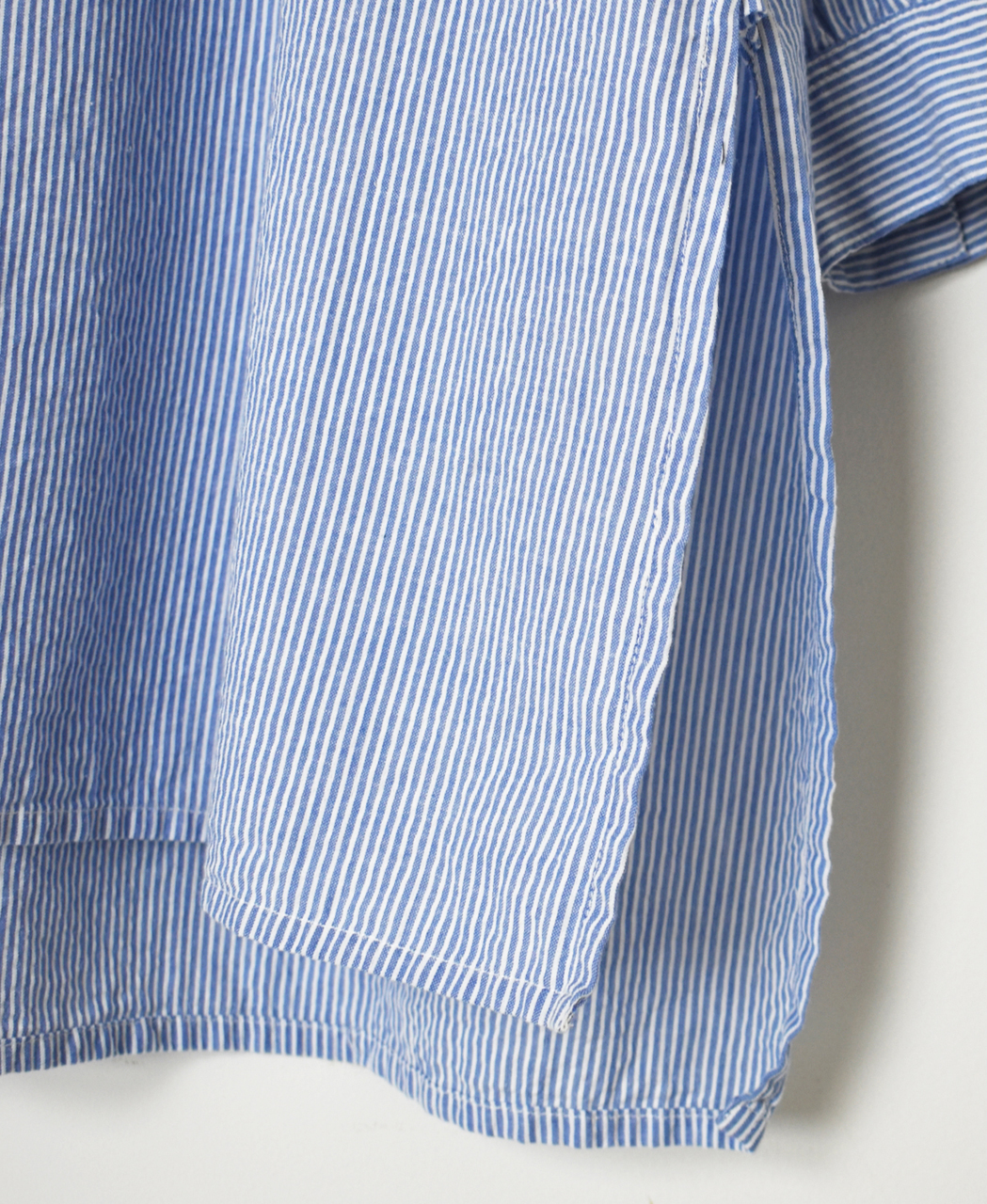 INAM2632S(シャツ) SEERSUCKER STRIPE WASH WORK GATHERED SHIRT