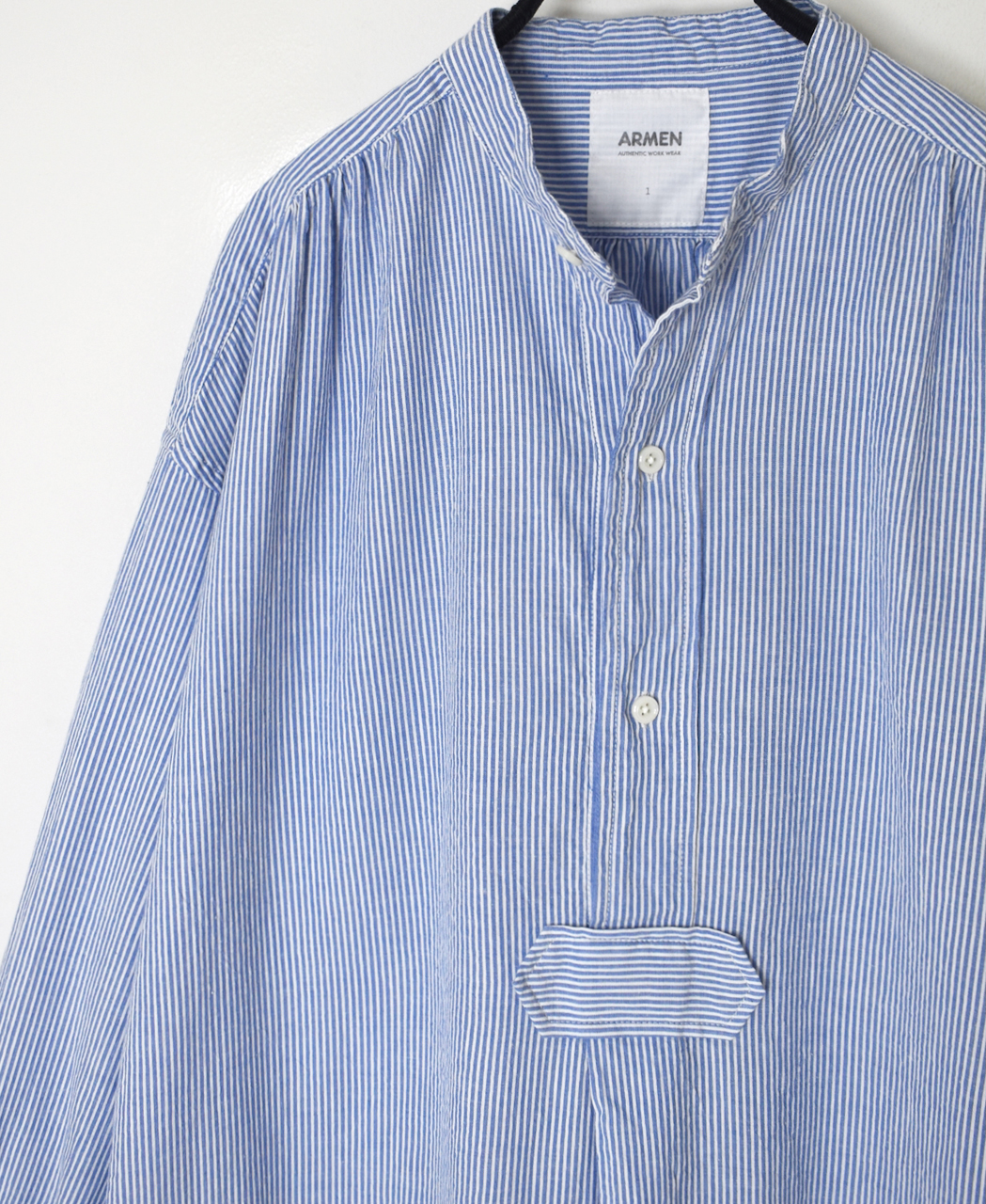 INAM2633S(ワンピース) SEERSUCKER STRIPE WASH WORK GATHERED BANDED COLLAR DRESS SHIRT
