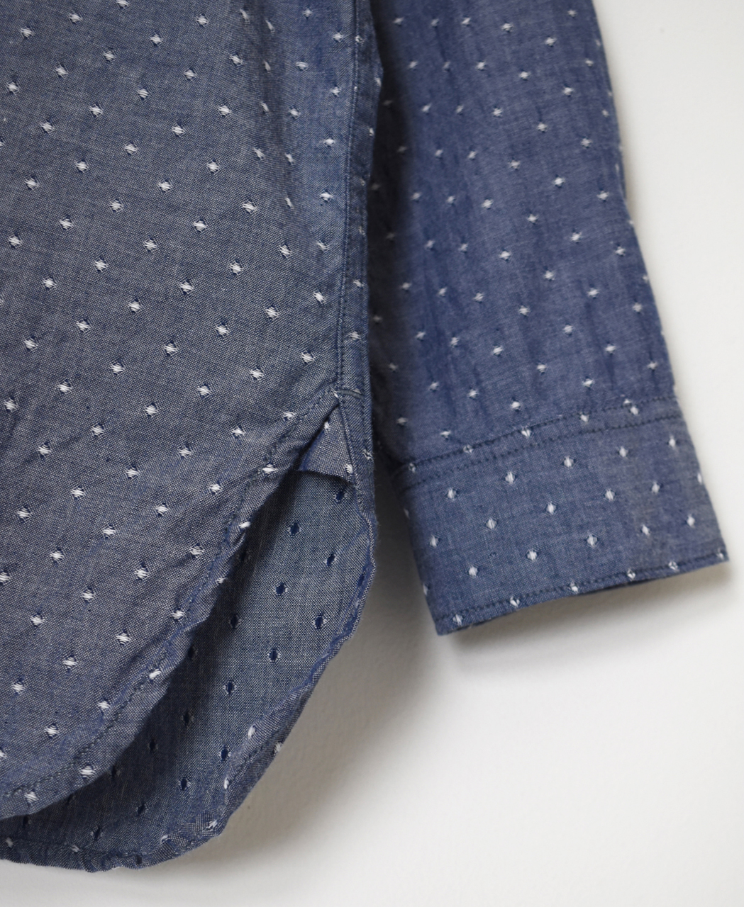 INAM2621CB(シャツ) DOBIE CHAMBRAY WASH UTILITY SHIRT