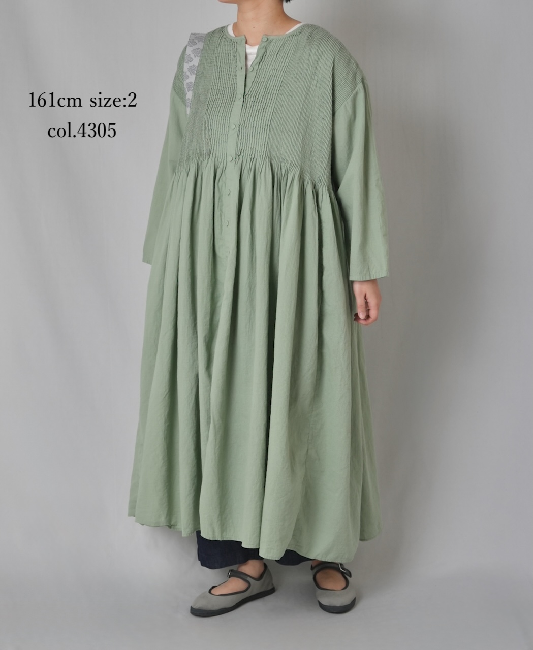 NMDS26234D(ワンピース) 80s ORGANIC MICRO CHECK OVERDYE CREW-NECK BUTTON SHIRT MIXI DRESS WITH MINI PINTUCK