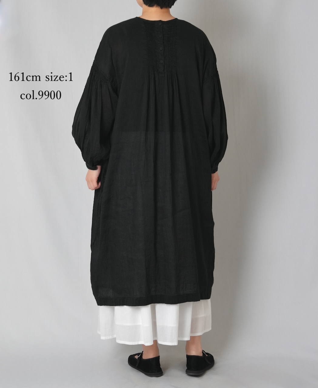 INMDS26011D(ワンピース) 60s AUTO LOOM LINEN/COTTON PLAIN(OVERDYE) BACK OPENING CREW-NECK SHIRTS DRESS WITH MINI PINTUCK