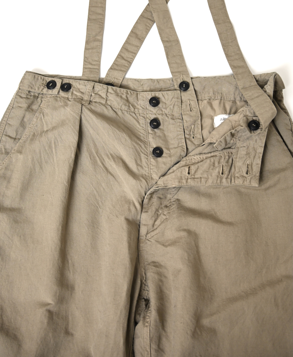 ISNAM2604D(パンツ) LINEN COTTON PLAIN OVERDYE ADJUSTER TACK PANTS WITH SUSPENDERS