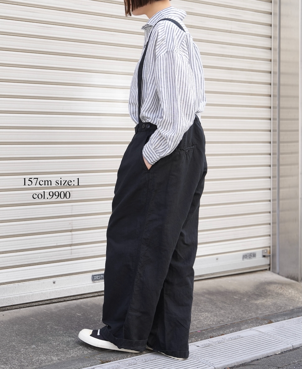 ISNAM2604D(パンツ) LINEN COTTON PLAIN OVERDYE ADJUSTER TACK PANTS WITH SUSPENDERS