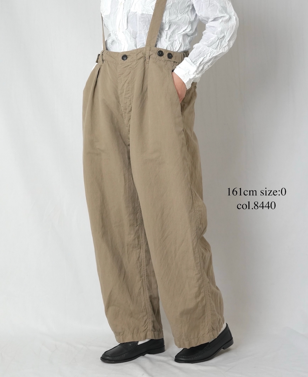 ISNAM2604D(パンツ) LINEN COTTON PLAIN OVERDYE ADJUSTER TACK PANTS WITH SUSPENDERS