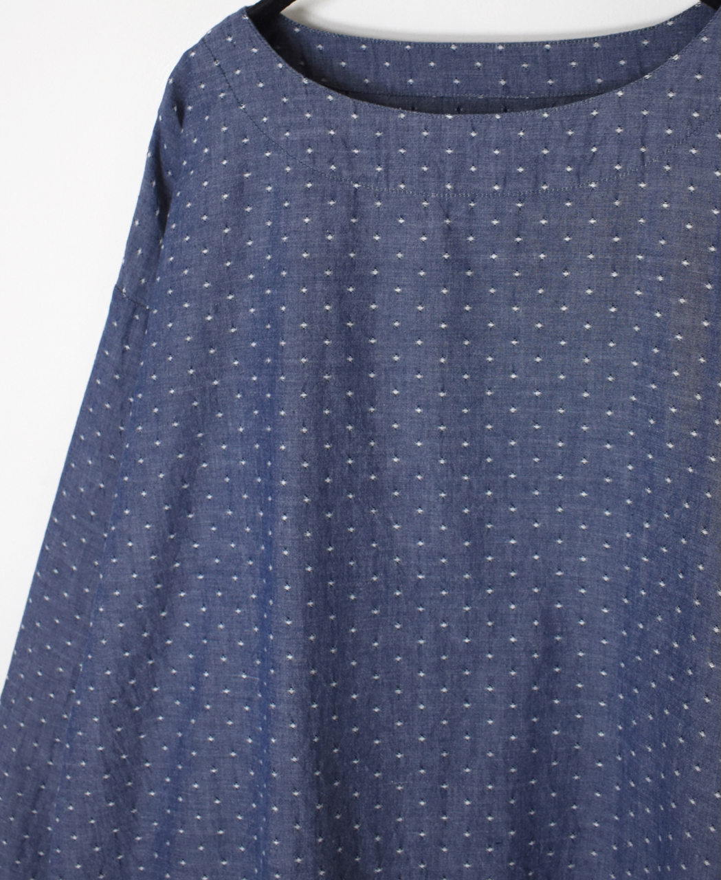 INAM2623CB(スモック)  DOBIE CHAMBRAY WASH BOAT NECK SMOCK