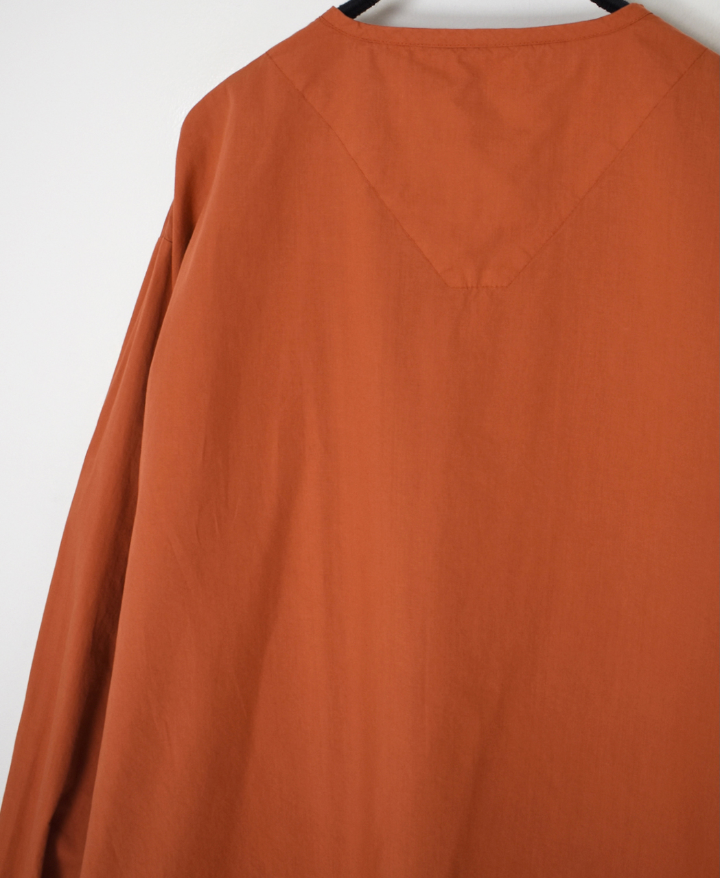 INHT2603CP (シャツ) 60'S COTTON POPLIN OVERDYE HENRY NECK SHIRT