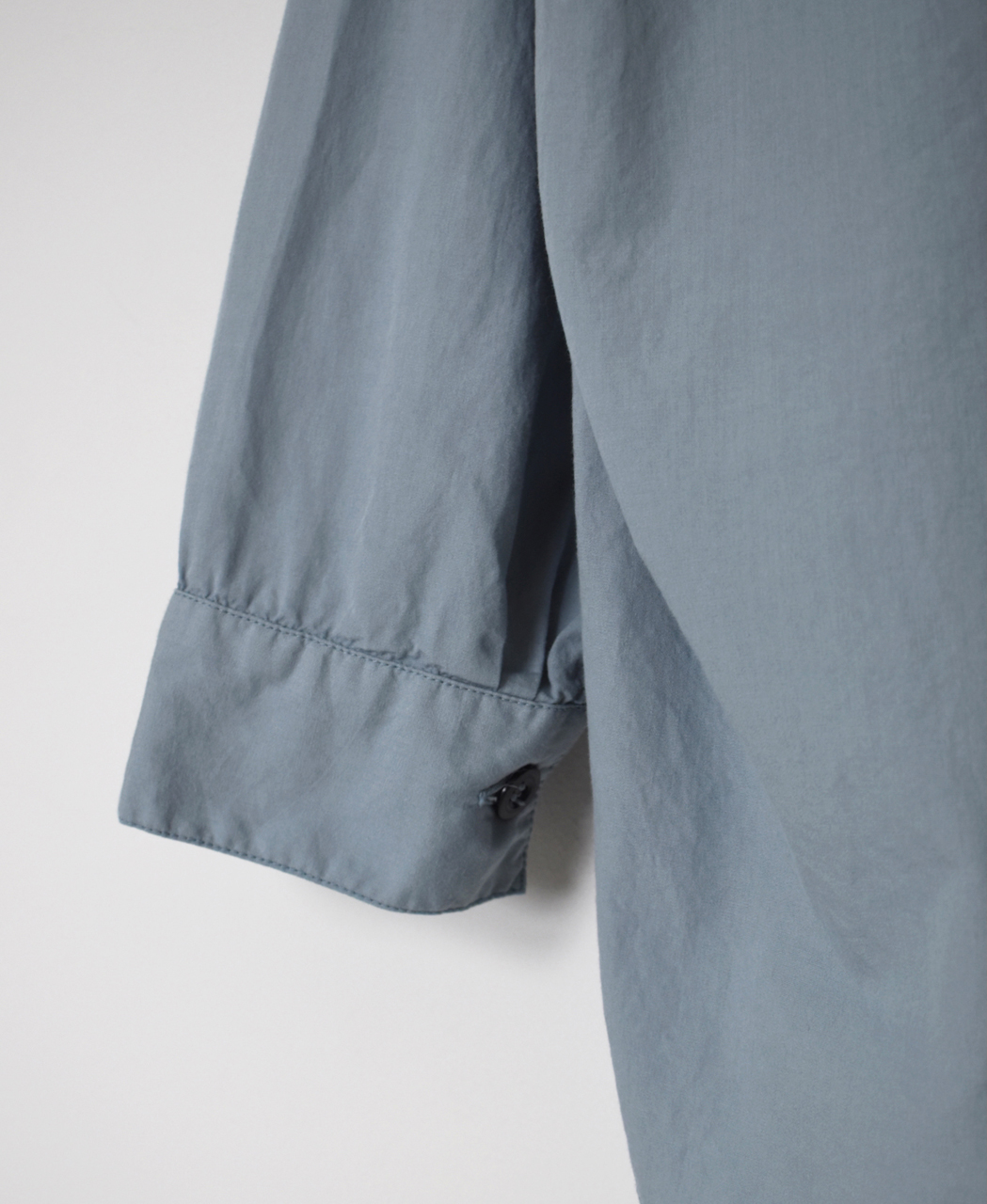 INHT2604CP (シャツ) 60'S COTTON POPLIN OVERDYE HOODED PULLOVER SHIRT