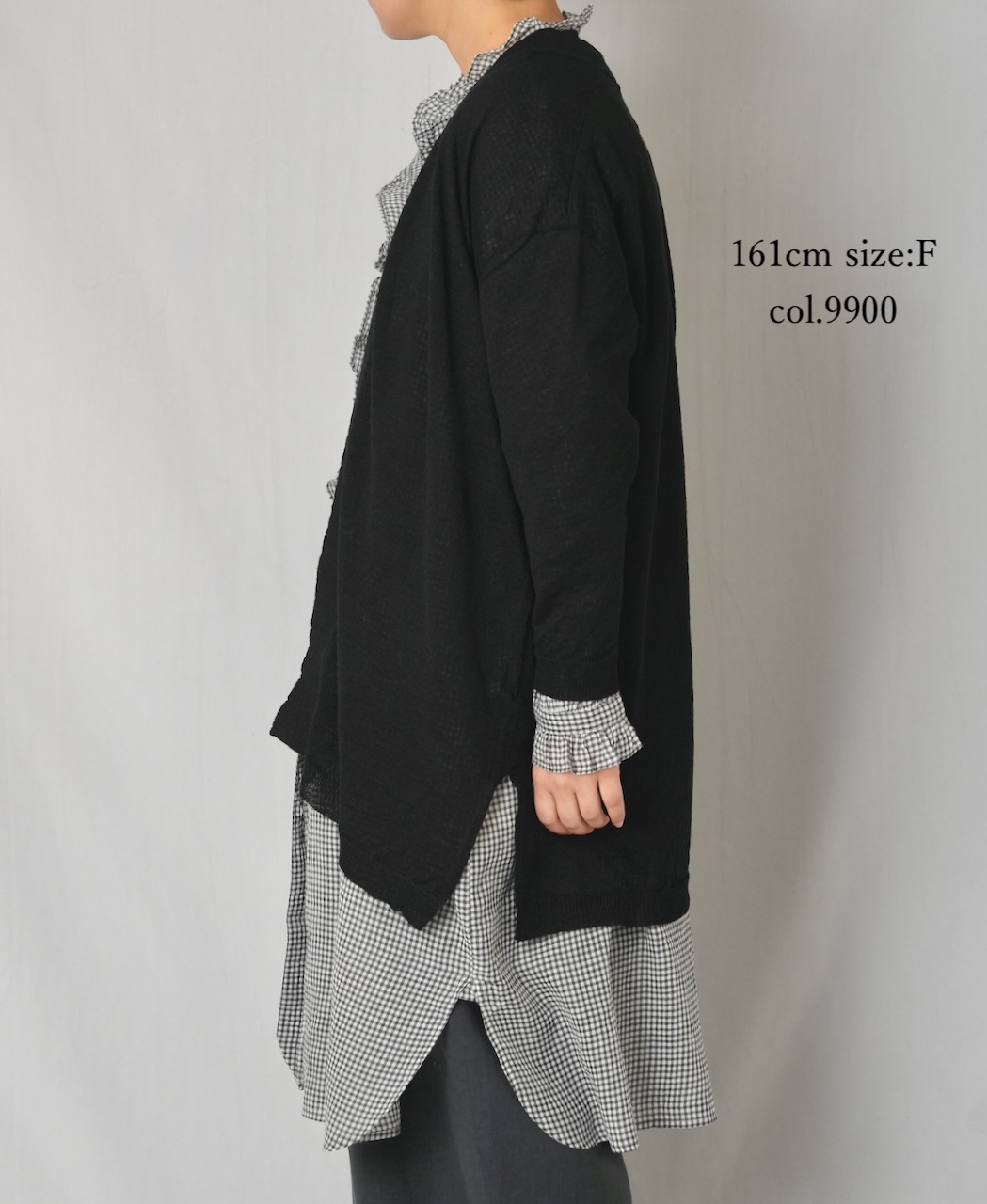 CNMDS2501(カーディガン) 12GG LINEN PLAIN STITCH V-NECK CARDIGAN WITH SLIT