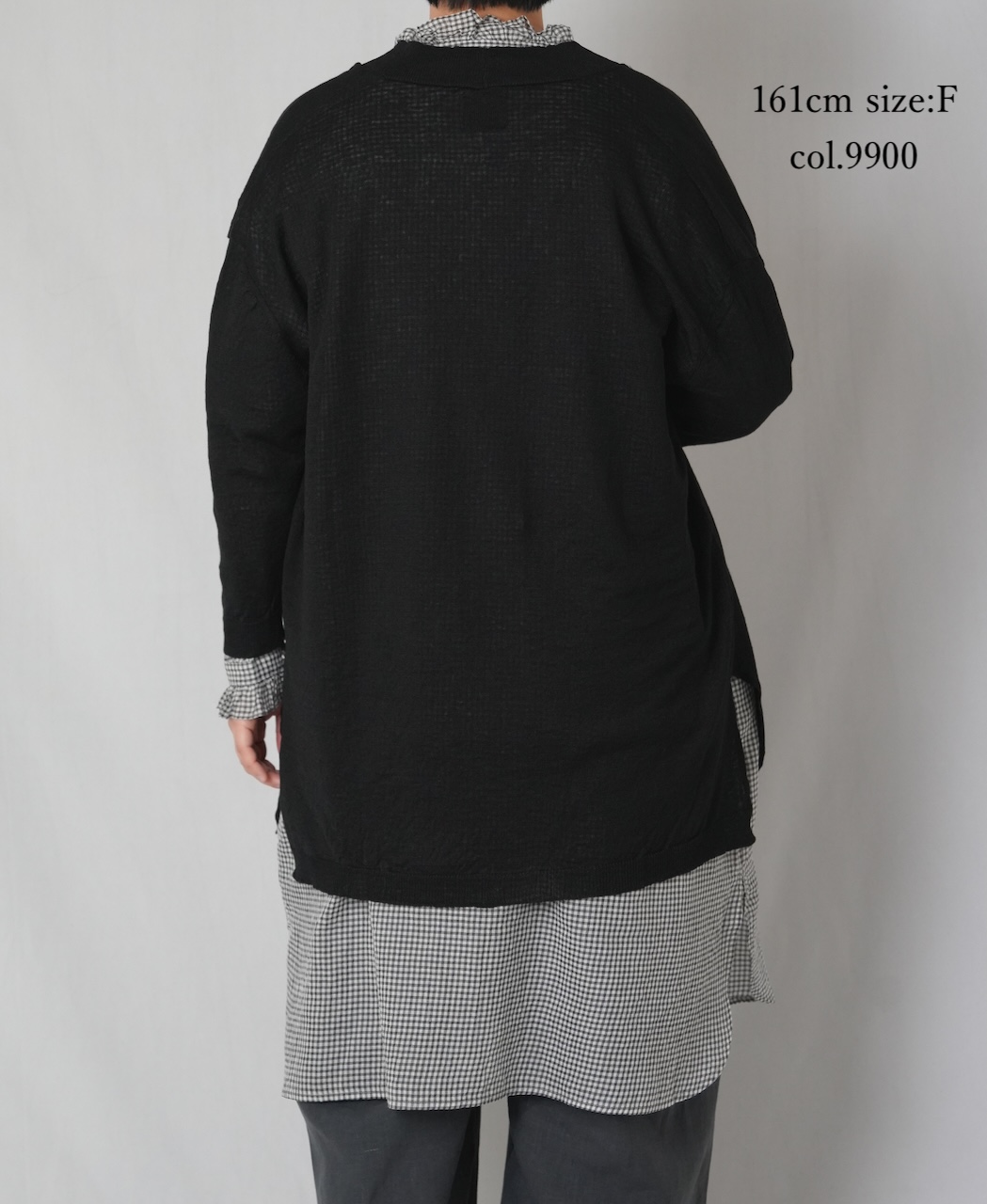 CNMDS2501(カーディガン) 12GG LINEN PLAIN STITCH V-NECK CARDIGAN WITH SLIT