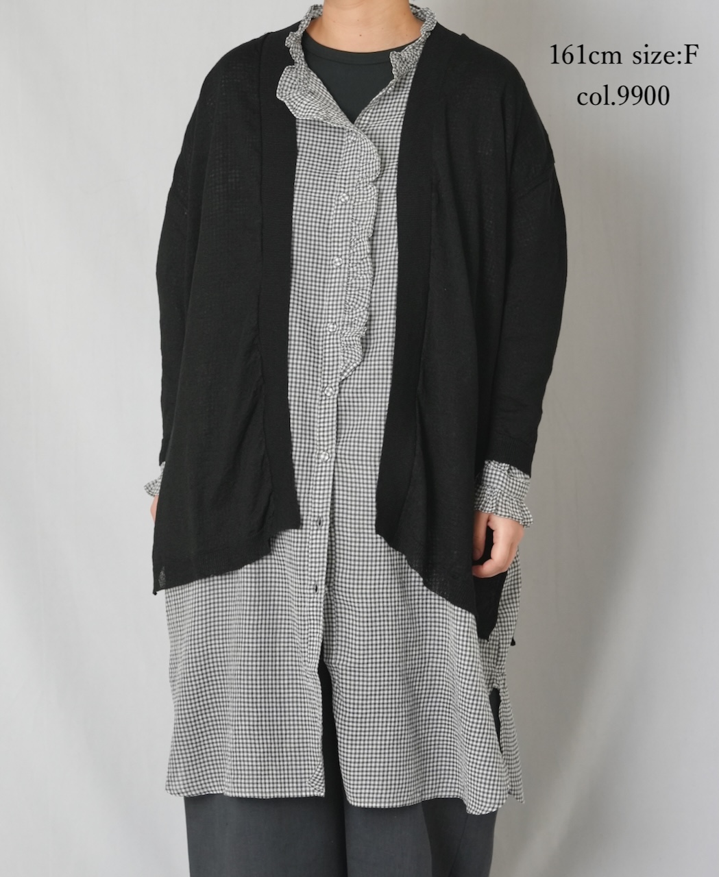 CNMDS2501(カーディガン) 12GG LINEN PLAIN STITCH V-NECK CARDIGAN WITH SLIT