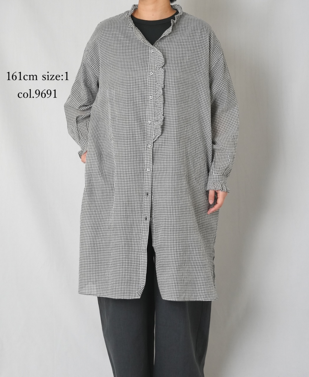 INMDS26023(シャツ) HANDWOVEN COTTON/SILK GINGHAM CHECK FRILL COLLAR LONG SHIRT