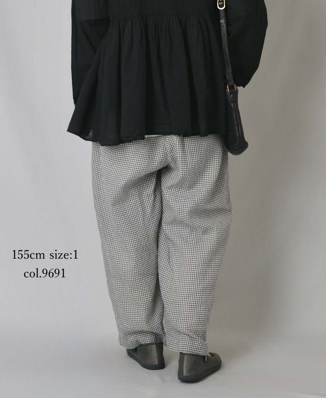 INMDS26025(パンツ) HANDWOVEN COTTON/SILK GINGHAM CHECK 2TUCK TAPERED EASY PANTS