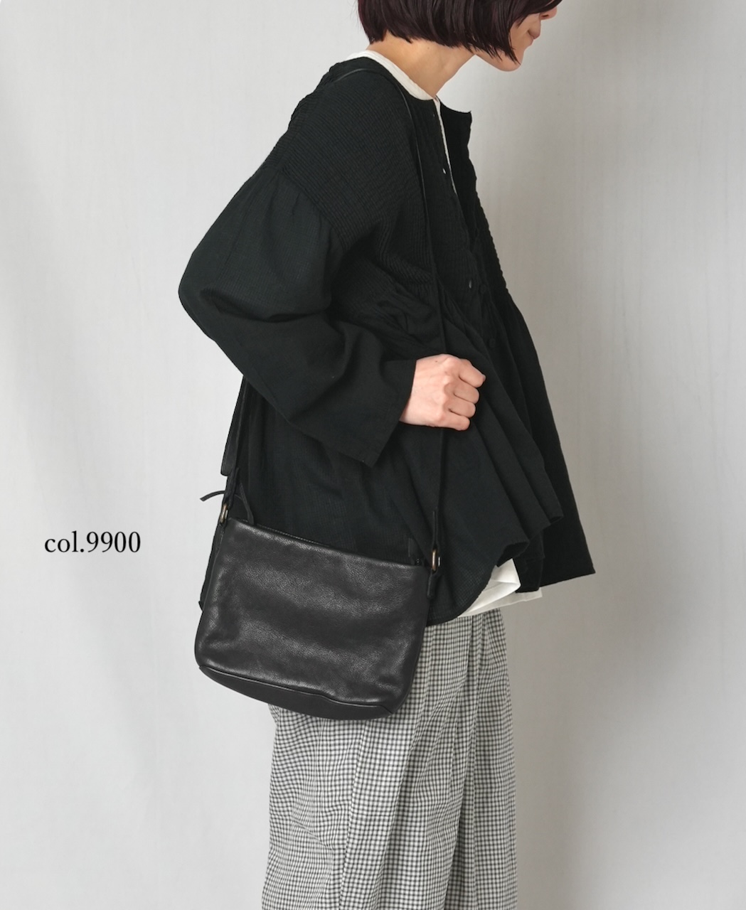 SVMDS2601P(バッグ) PLAIN SHOULDER POUCH