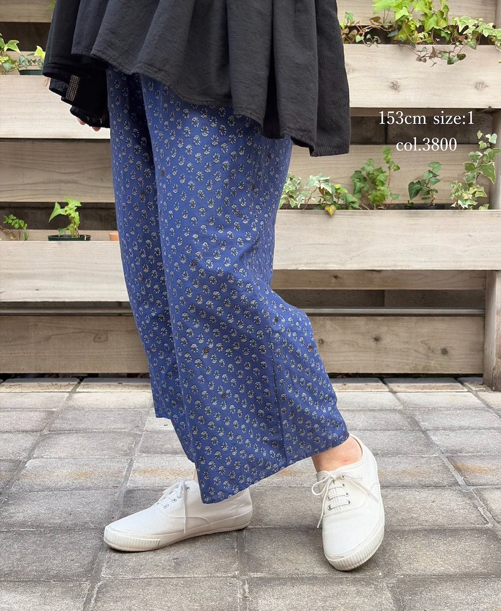 NMDS26255(パンツ) 80s VOILE SMALL GENTIANA BLOCK PRINT EASY PANTS