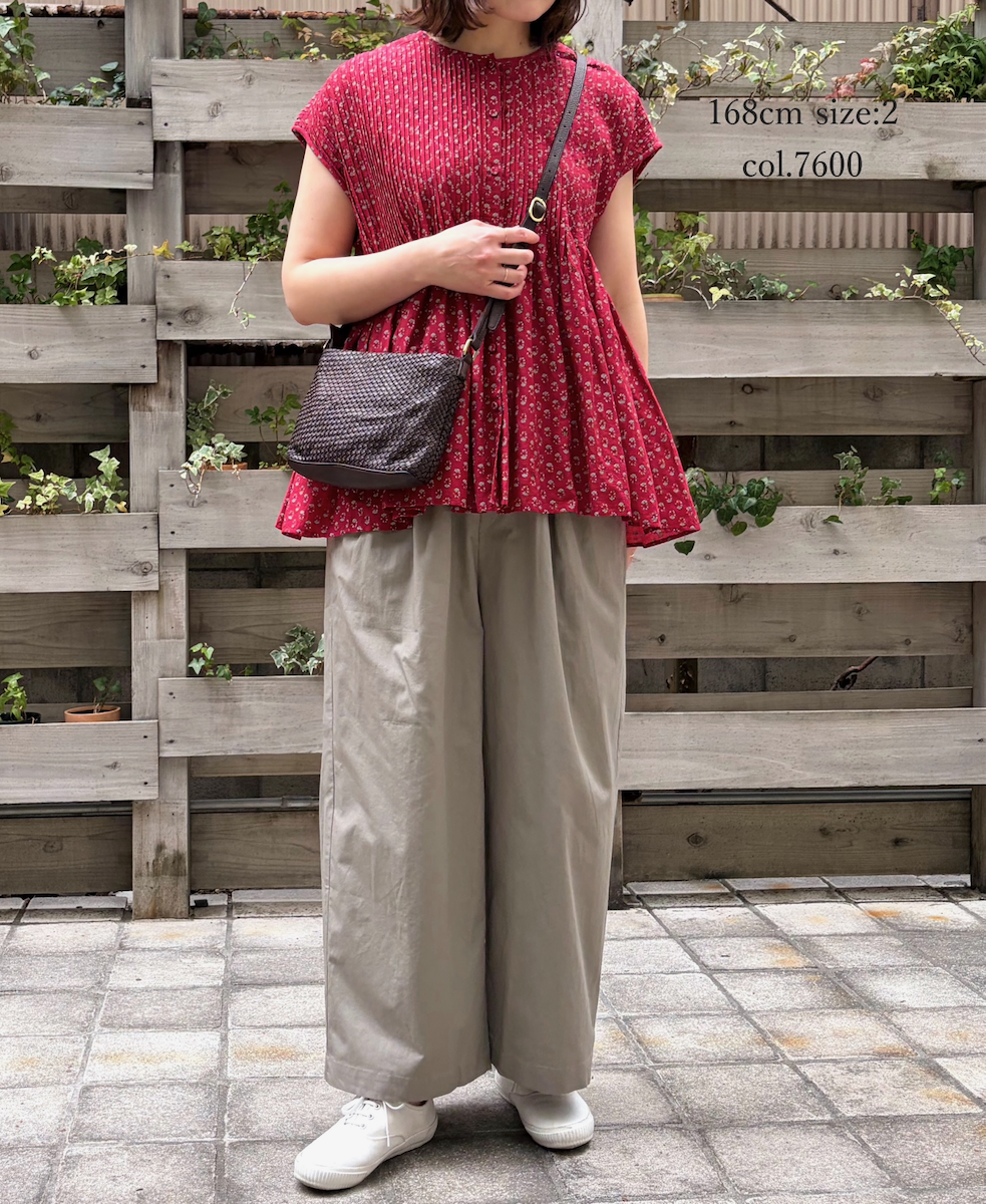 NMDS26252(シャツ) 80s VOILE SMALL GENTIANA BLOCK PRINT CREW-NECK BUTTON F/SLEEVE SHIRT WITH PINTUCK