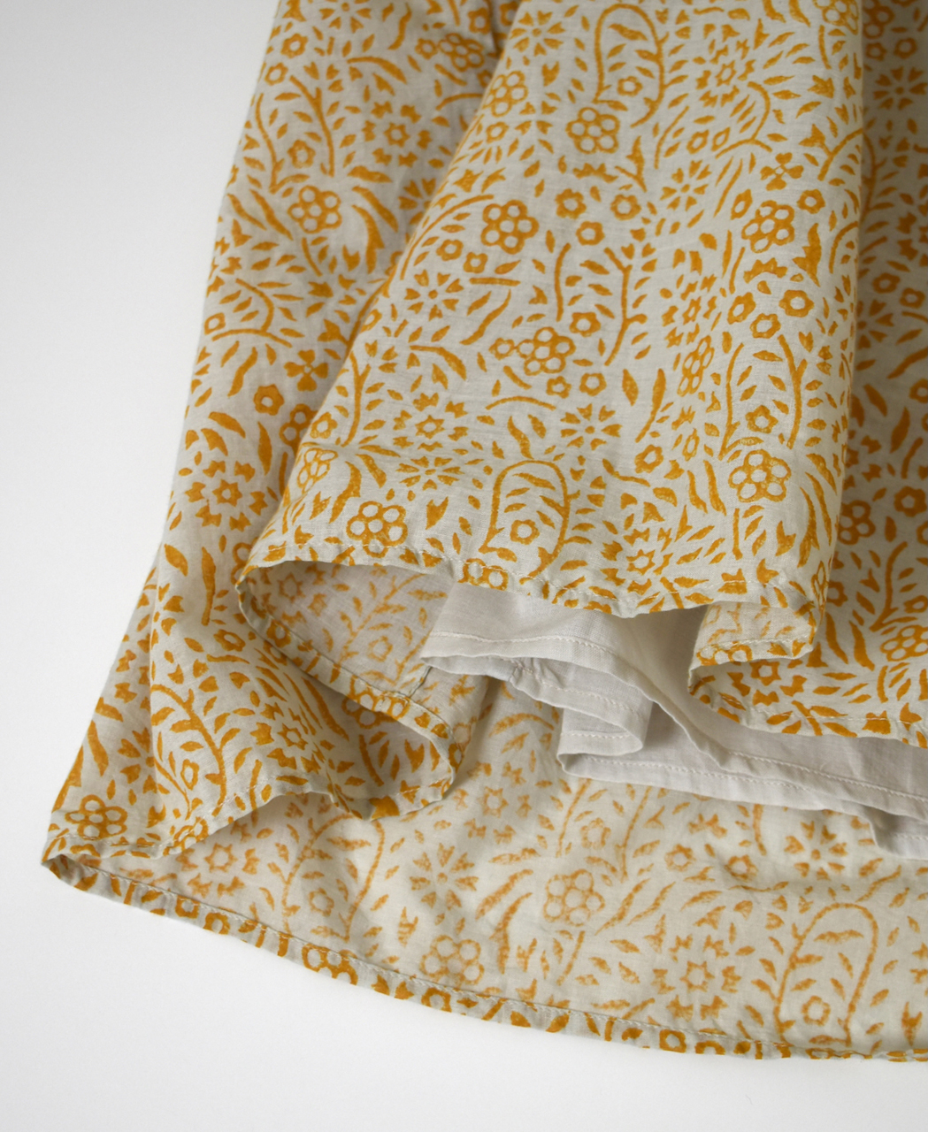 INMDS26105(スカート) 80s COTTON FLOWER BLOCK PRINT GATHERED SKIRT