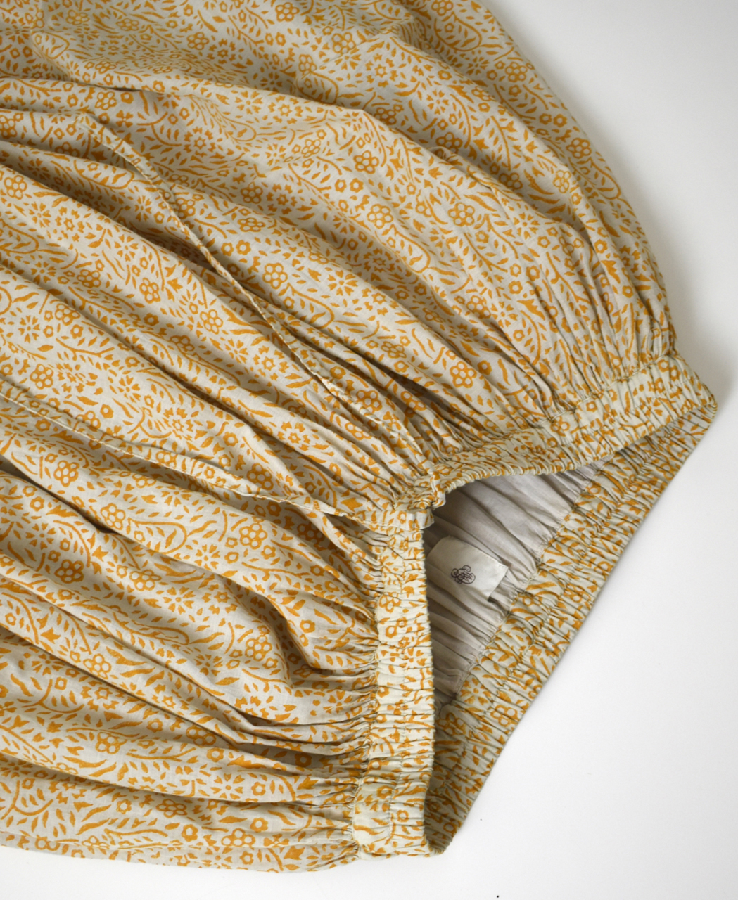 INMDS26105(スカート) 80s COTTON FLOWER BLOCK PRINT GATHERED SKIRT